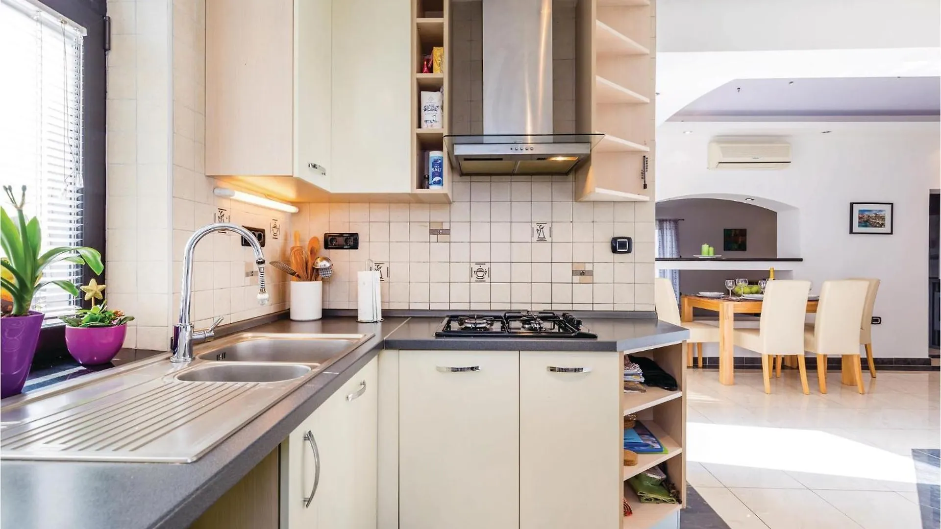 펜션 Beautiful Home In Spincici With Kitchen 카스타브 크로아티아